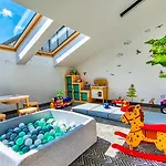 Ostoja Parku Kasprowicza- Z Sauna Apartment *